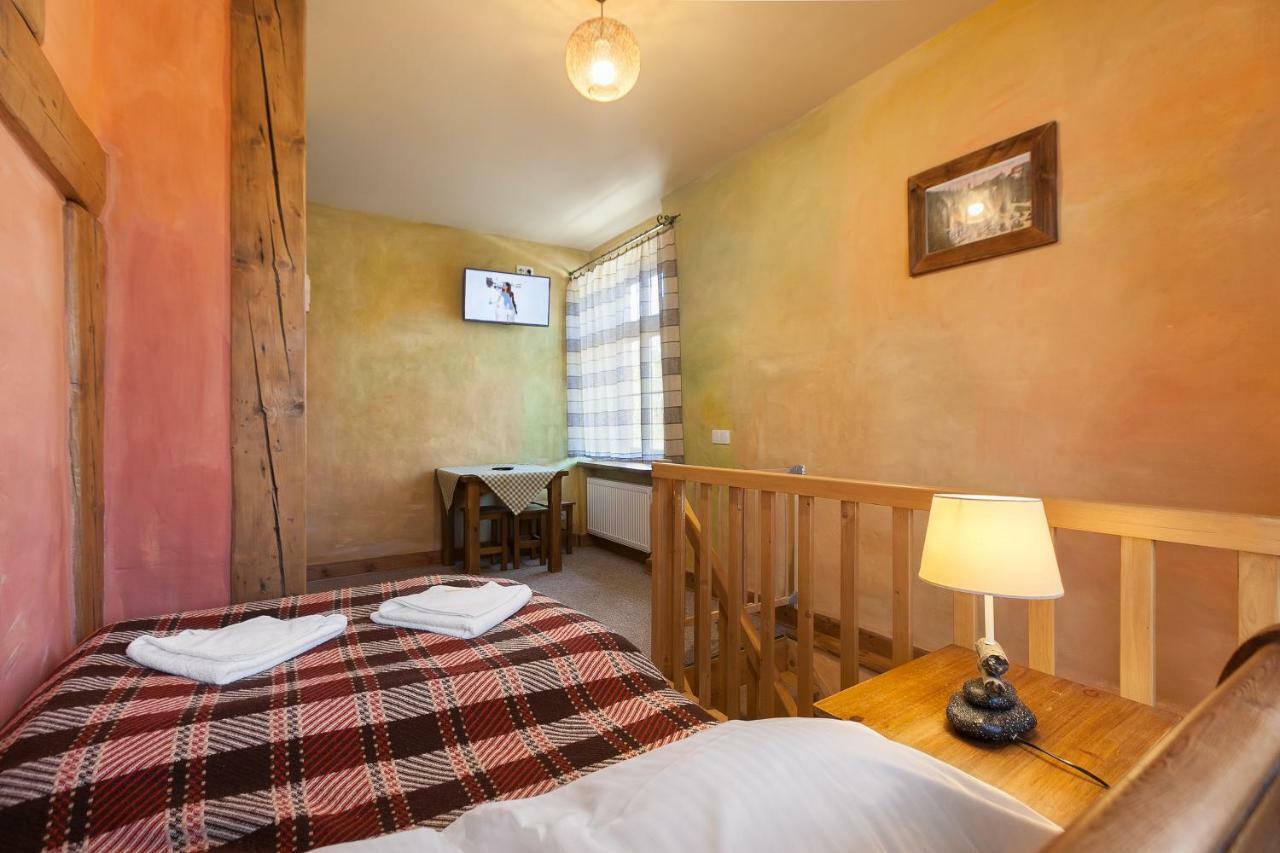 Gosciniec Pod Lipa Bed & Breakfast Szklarska Poręba Exterior foto